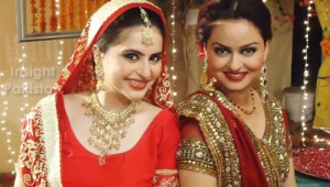 Hot Javeria Abbasi & Fatima Effendi